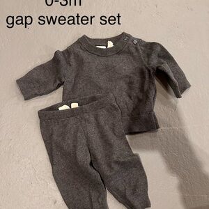 GAP Charcoal Baby Sweater Set
